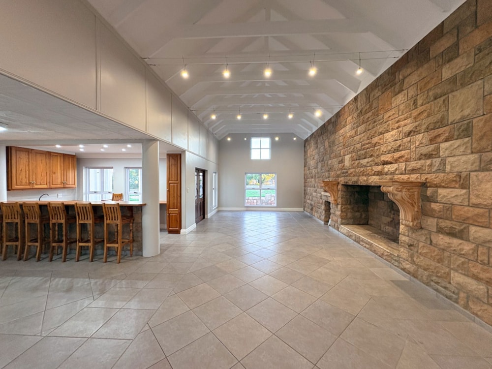 House to rent in Country Club - LBL1738204