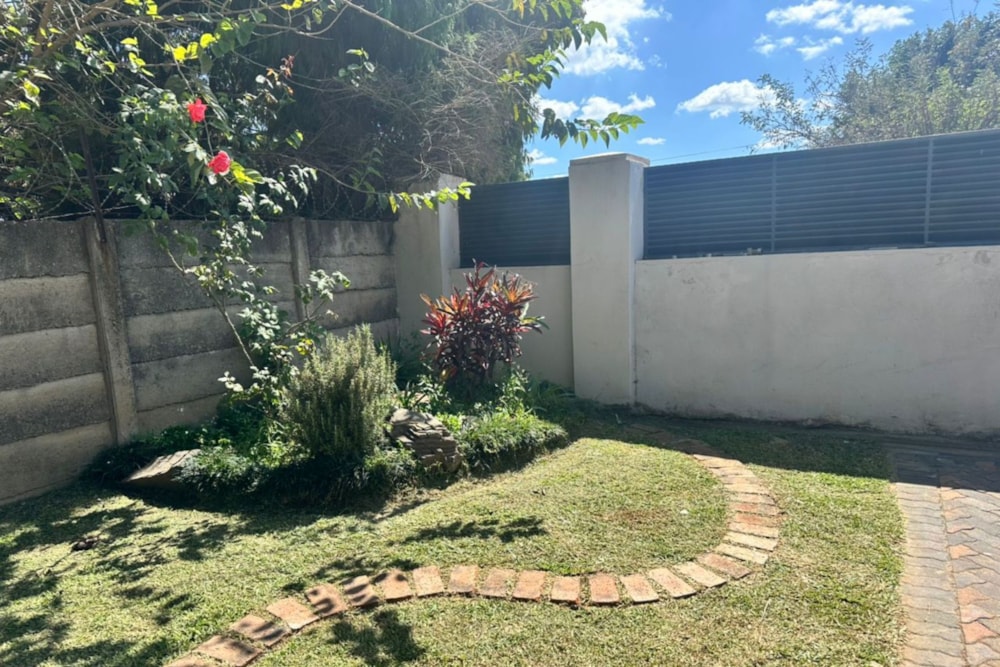 House for sale in Mabelreign, Zimbabwe - 3ZB1741456 House for sale in Mabelreign, Zimbabwe - 3ZB1741456