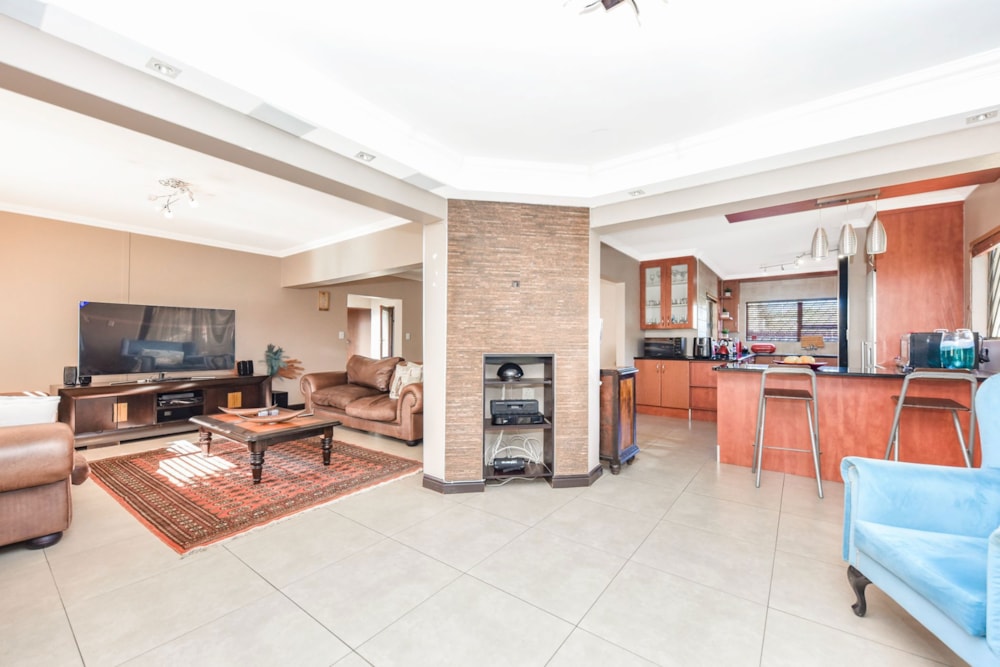 Cluster for sale in North Riding - FW1738388