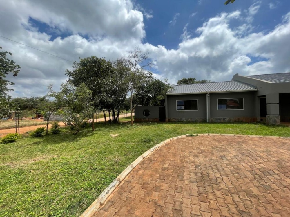 House for sale in Leopards Hill, Zambia - 3ZA1738263 House for sale in Leopards Hill, Zambia - 3ZA1738263