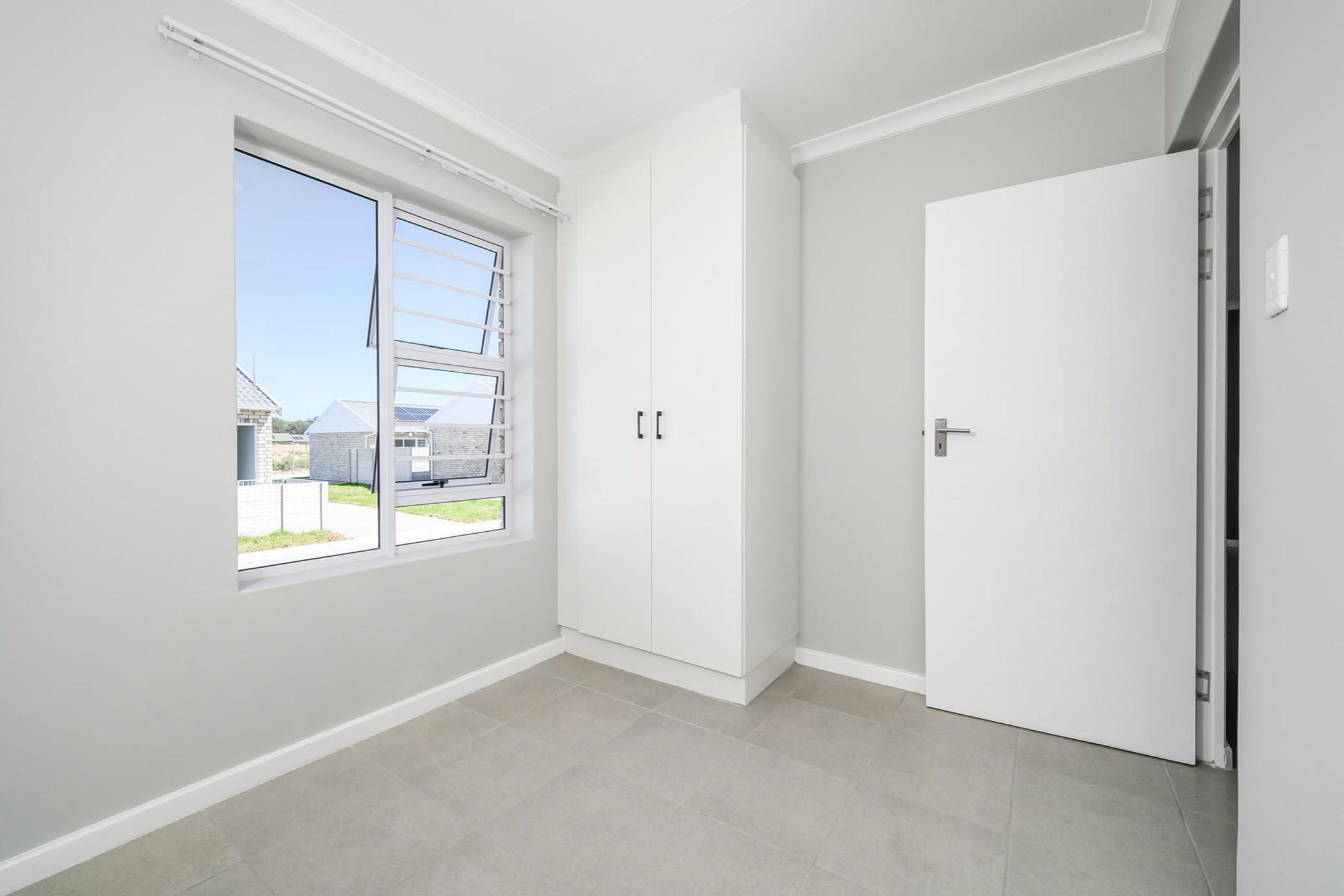 Townhouse for sale in Fairview, Port Elizabeth, Gqeberha - 1PLZ1738252