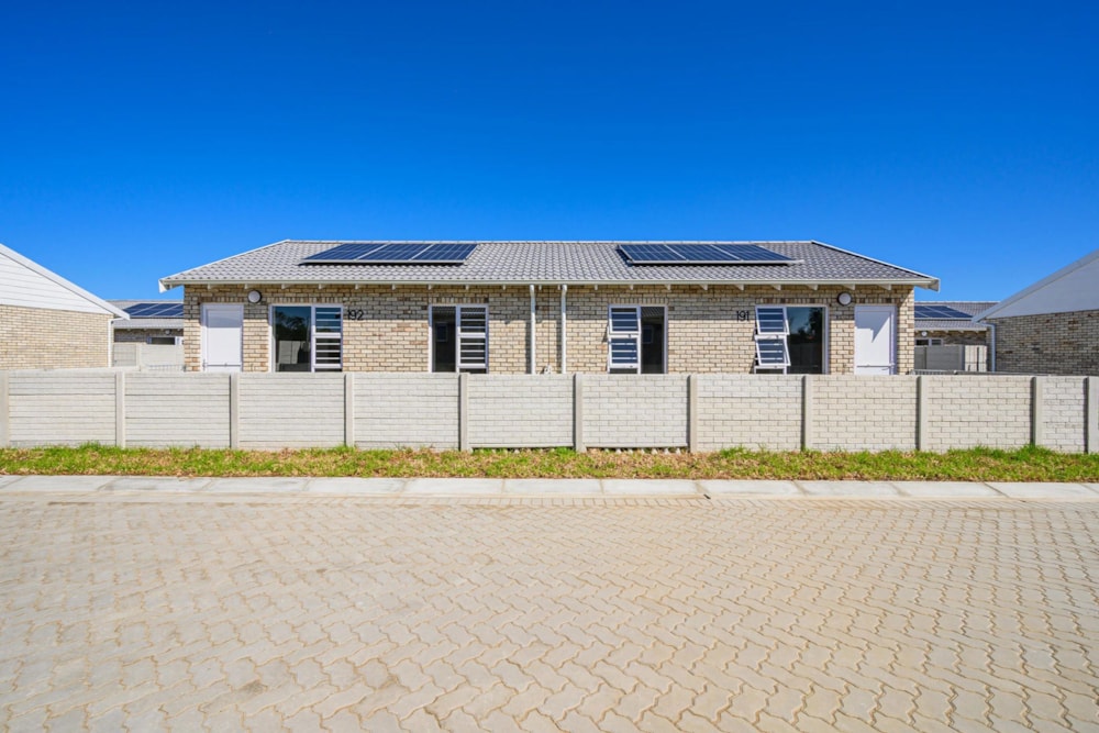 Townhouse for sale in Fairview, Port Elizabeth, Gqeberha - 1PLZ1738260
