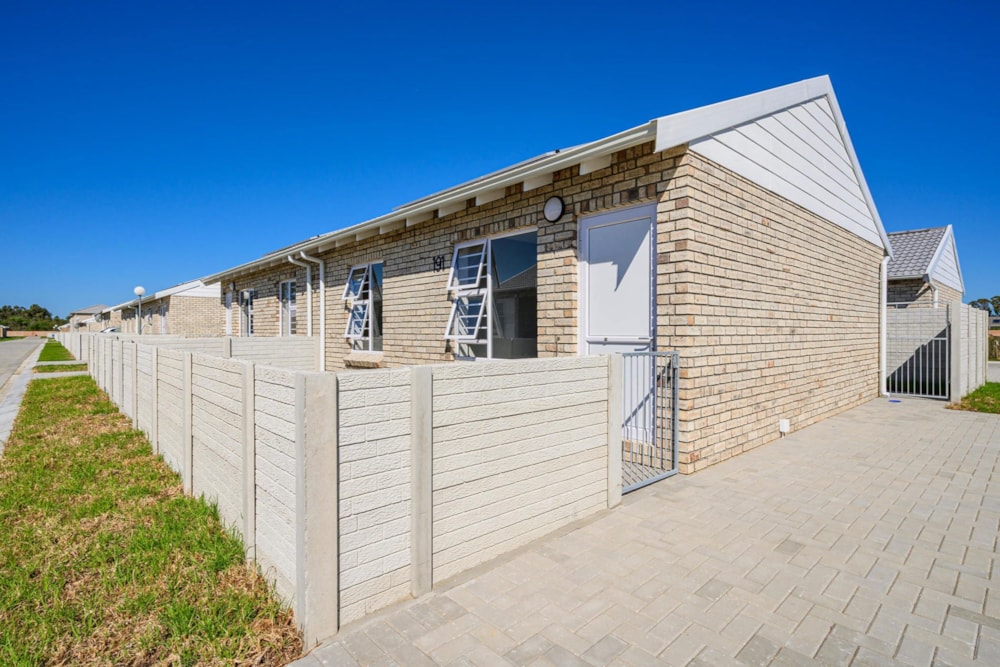 Townhouse for sale in Fairview, Port Elizabeth, Gqeberha - 1PLZ1738260