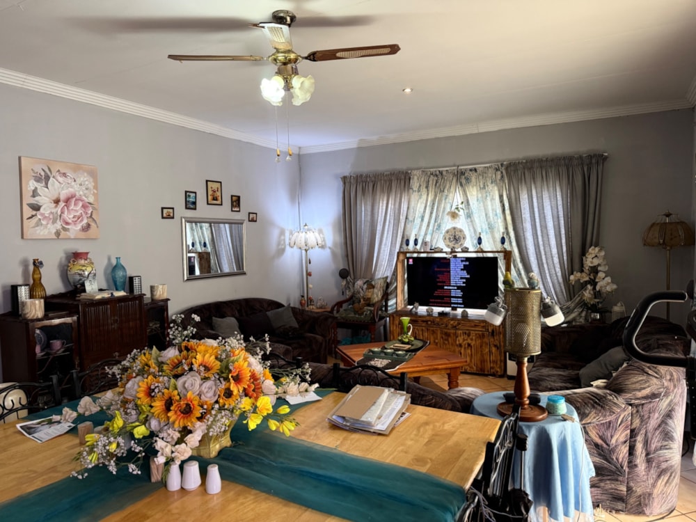 House for sale in Beaconsfield - 1KJ1738265