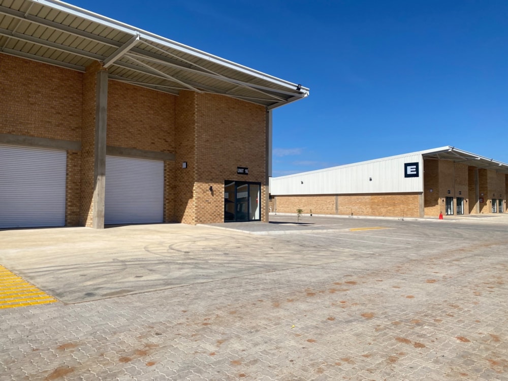 Commercial Building to rent in Tlokweng, Botswana - 3BO1738276