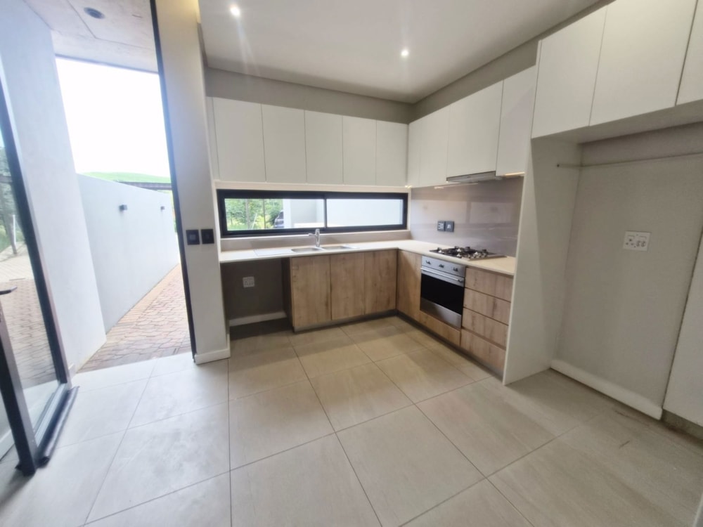 Townhouse to rent in Sibaya - 1ND1738279