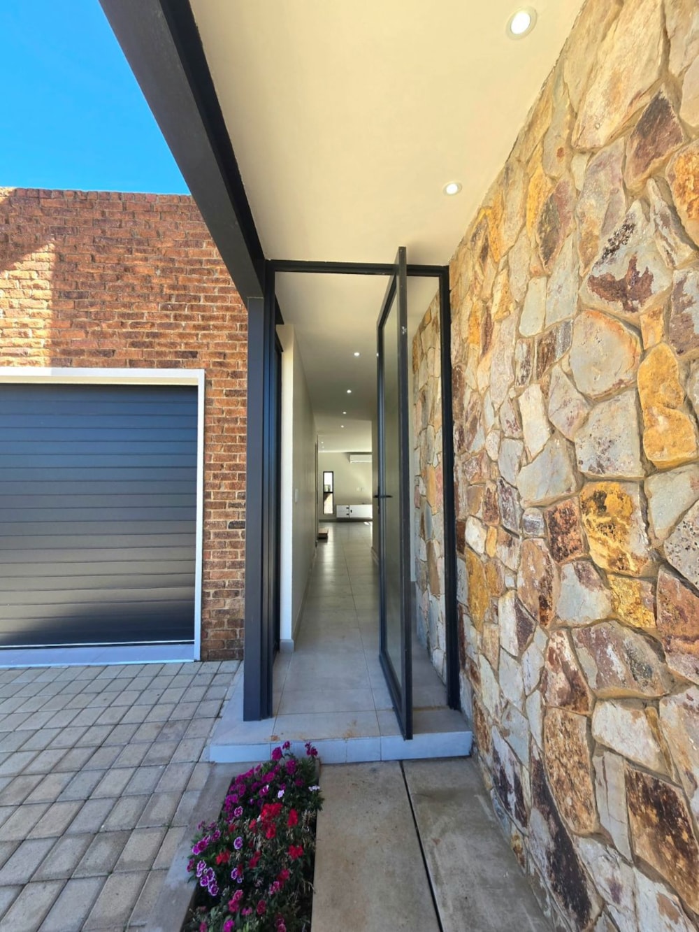 House for sale in Potchefstroom - 1PCH1738427 House for sale in Potchefstroom - 1PCH1738427