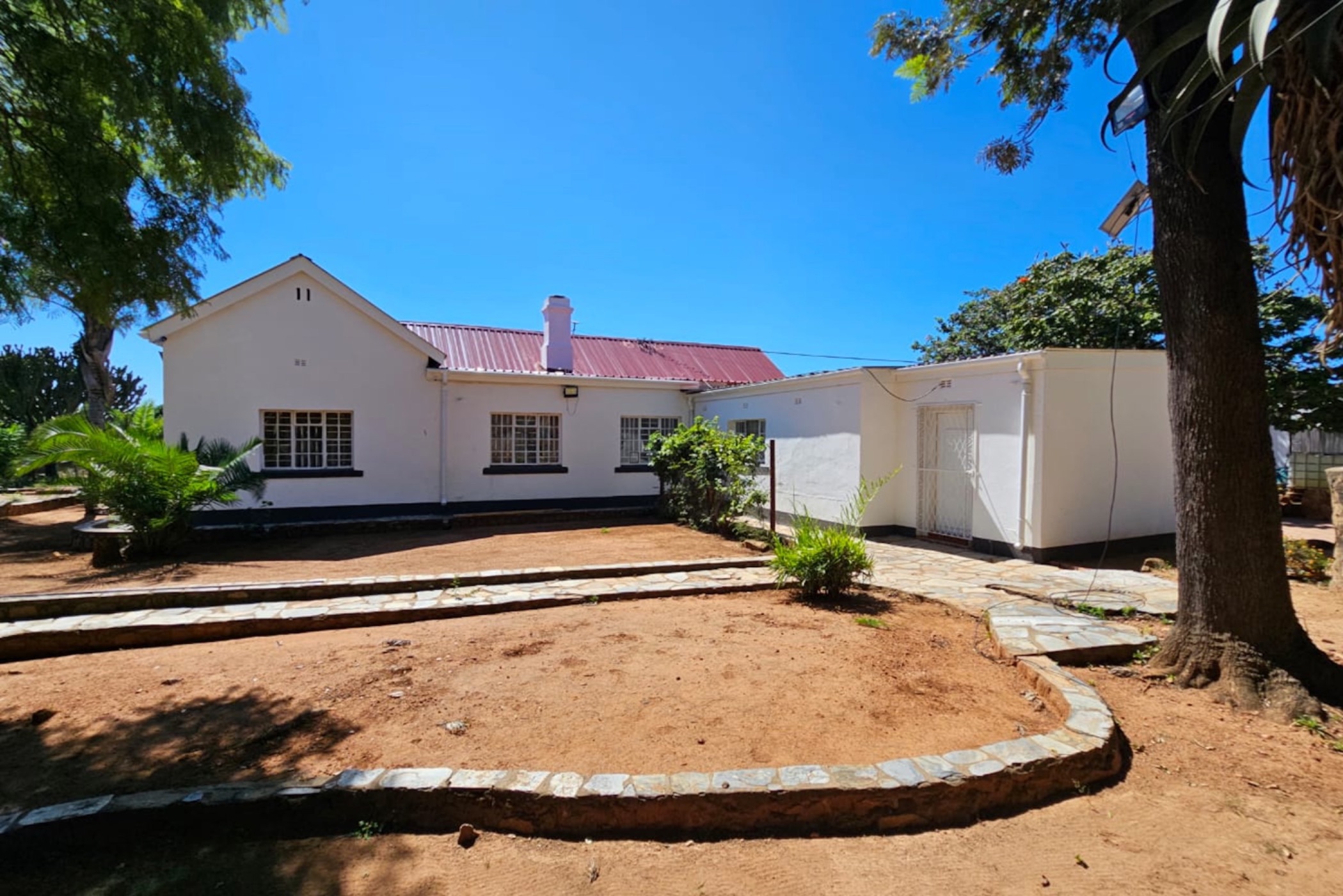 House for sale in Matsheumhlope, East, Zimbabwe - 3ZB1738361