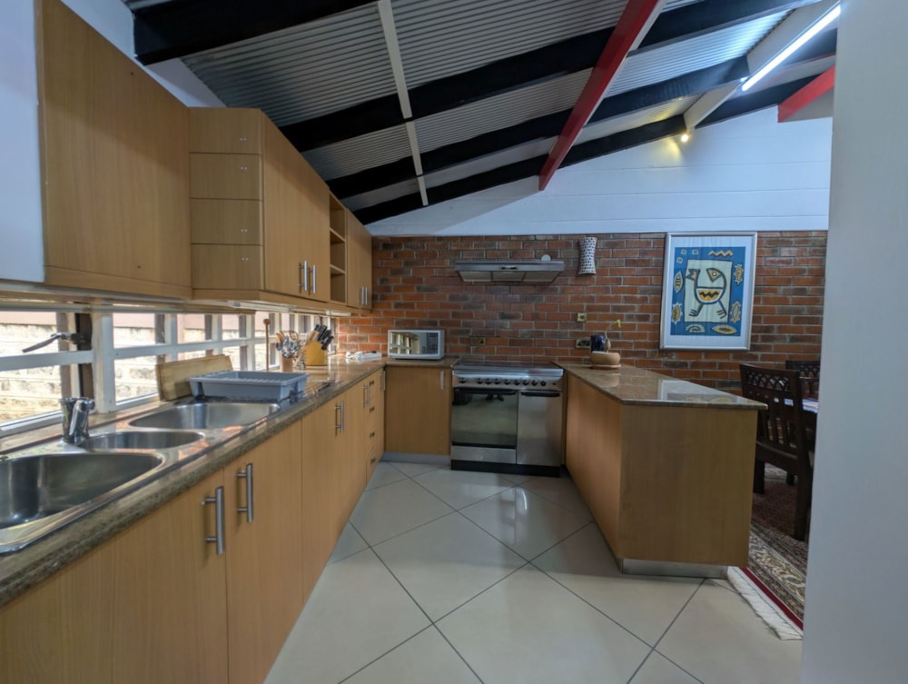 Cottage to rent in Runda , Kenya - 3KE1738368