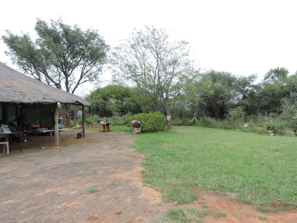 Mixed use farm for sale in Koster - 1RU1738439