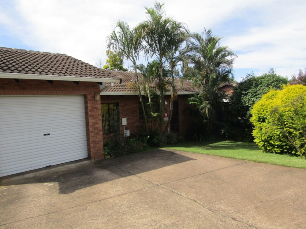 Semi-detached house for sale in Oak Park - 1PM1736632