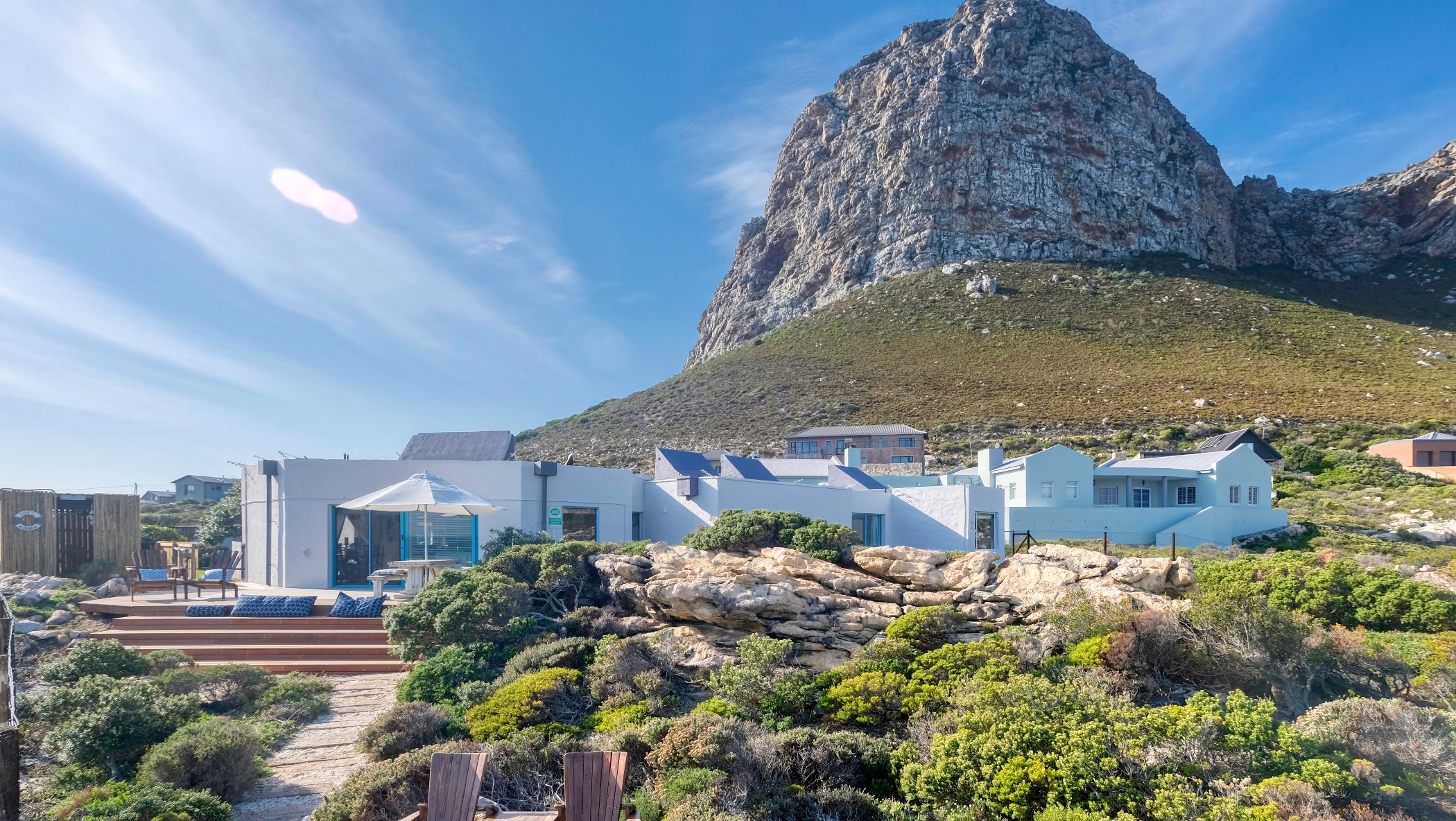 Beachfront villa for sale in Rooi Els - KN1734736