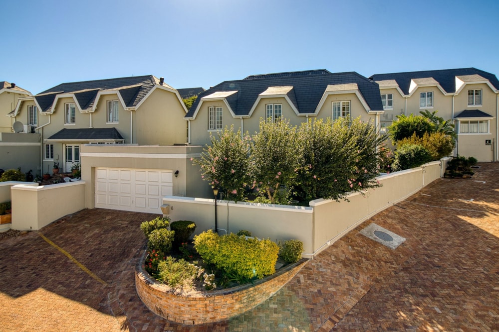 Security complex home for sale in Monte Sereno - SW1735626