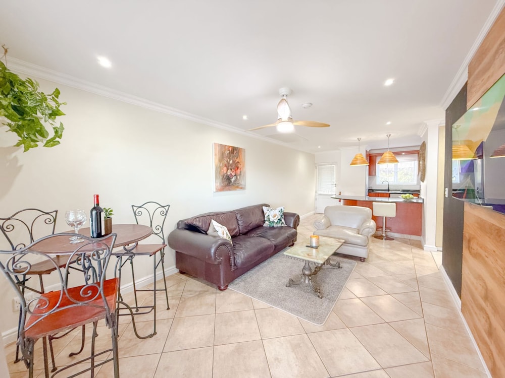 Apartment for sale in Knysna Central - 1KG1735403