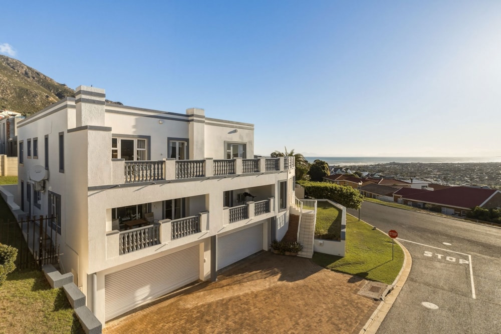 House for sale in Gordons Bay - SW1737045