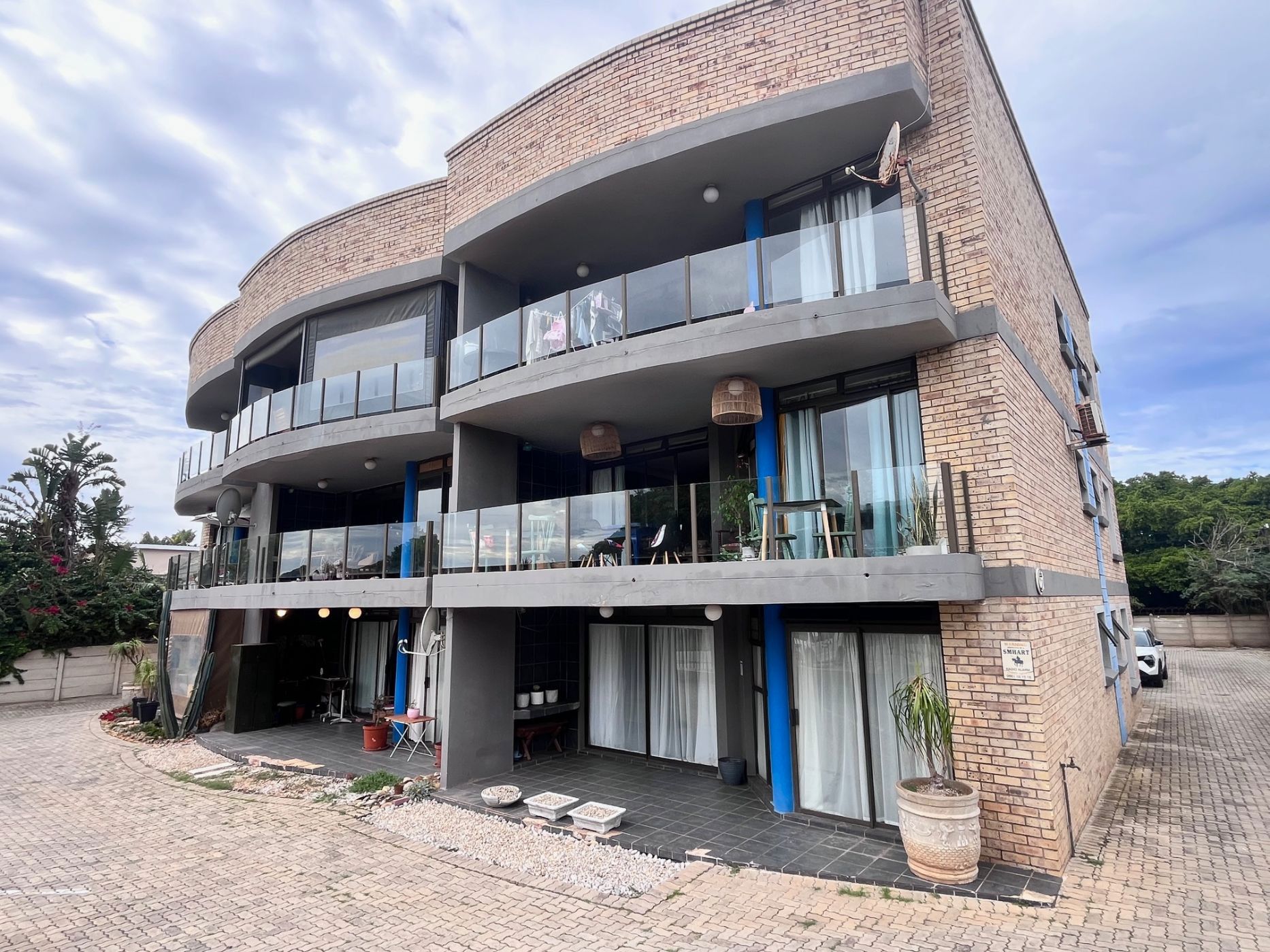 Multi-storey apartment for sale in Ou Dorp - 1JF1735785