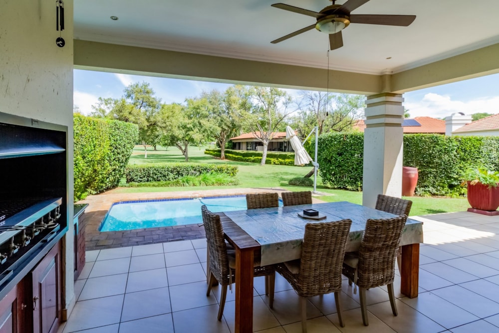 Golf estate house for sale in Pecanwood - 1HR1736624 Golf estate house for sale in Pecanwood - 1HR1736624