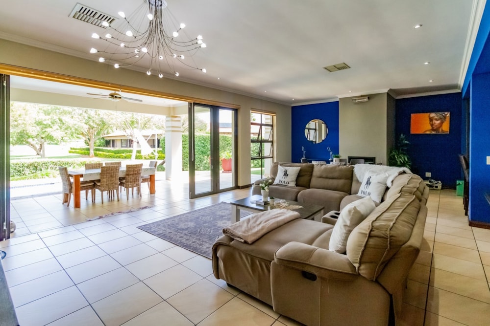 Golf estate house for sale in Pecanwood - 1HR1736624 Golf estate house for sale in Pecanwood - 1HR1736624