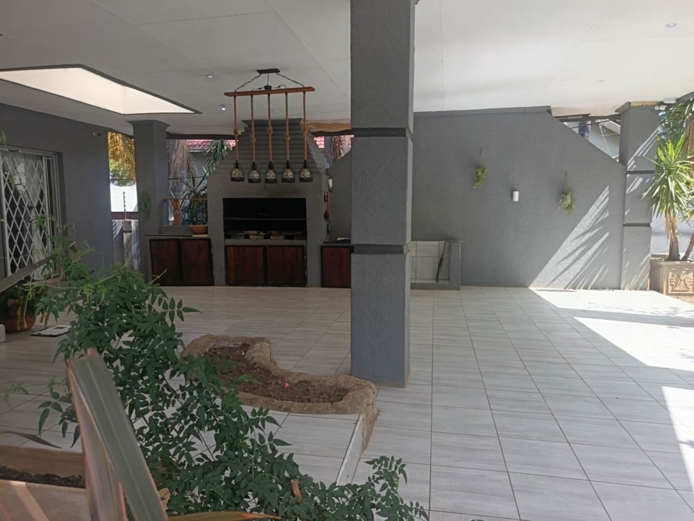 Commercial business for sale in Aviary Hill - 1NW1736479