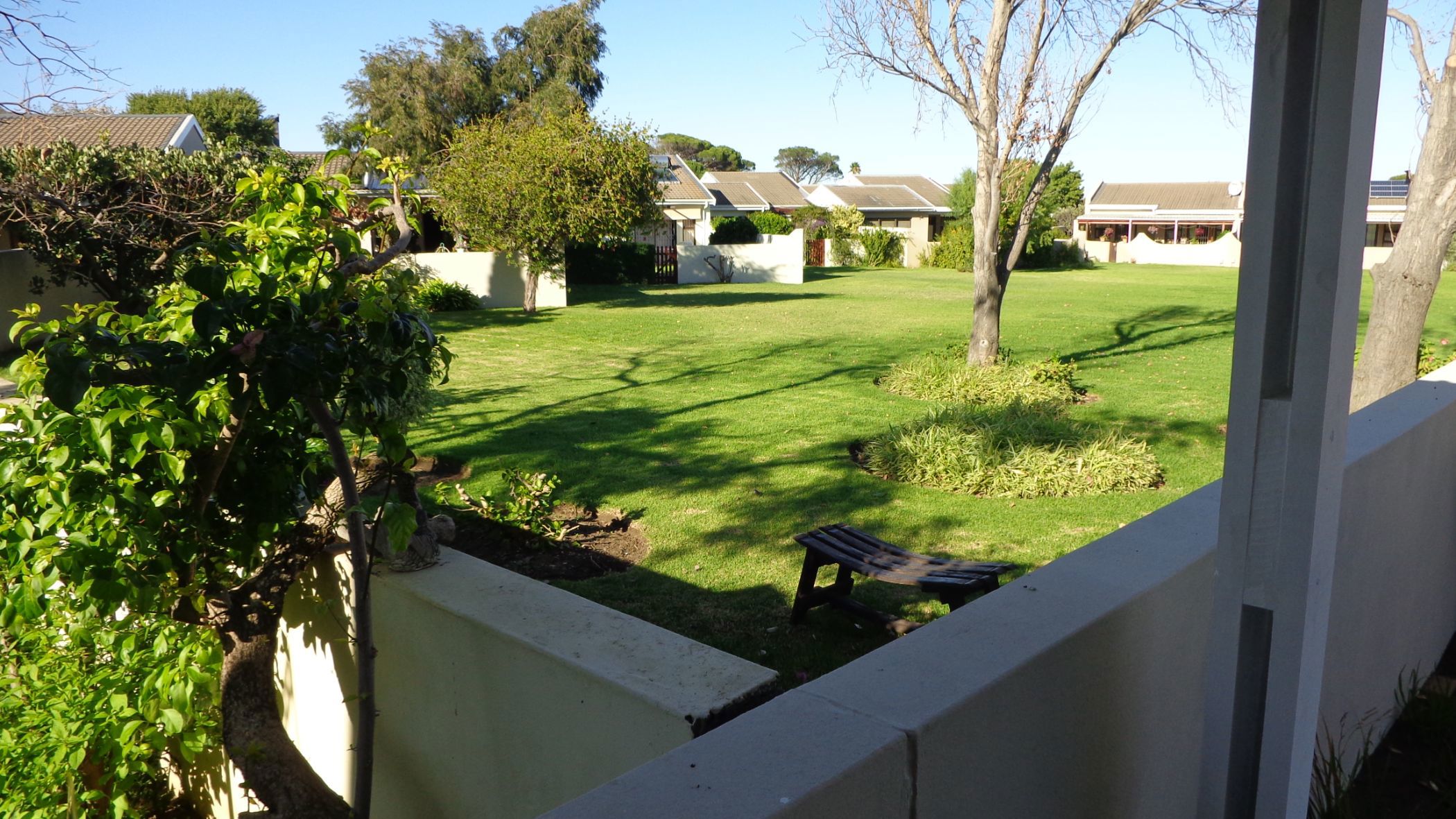 Townhouse to rent in Somerset West - SWL1737991