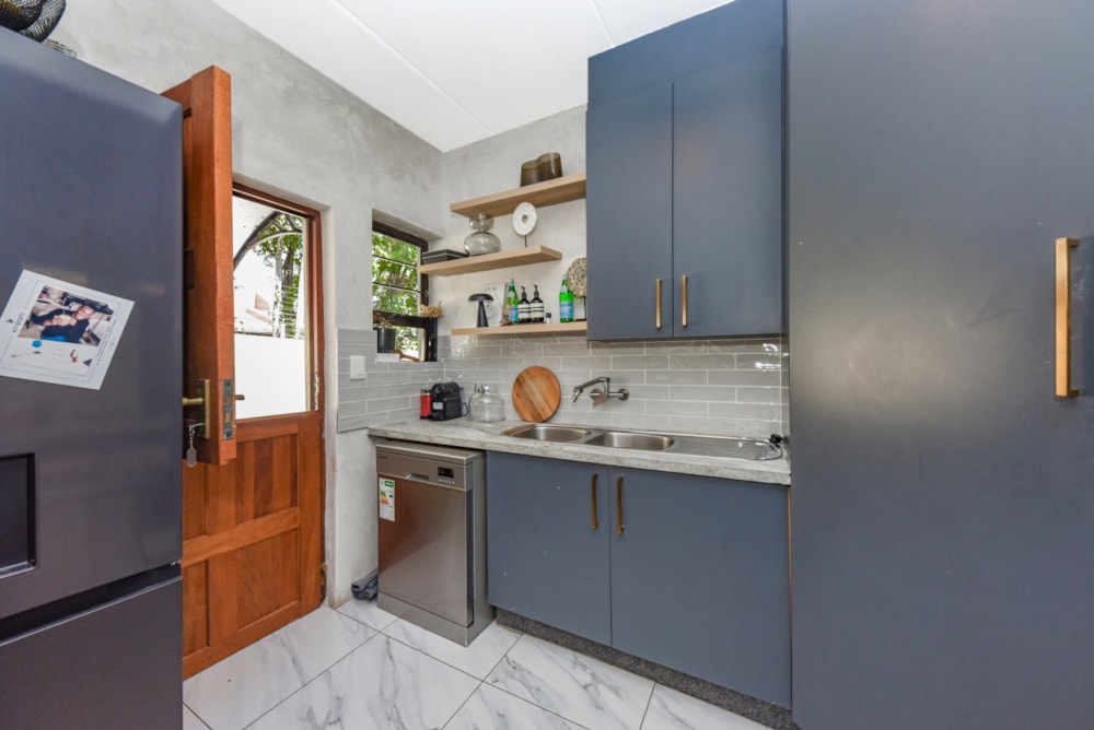 Cluster for sale in Douglasdale - FW1736576