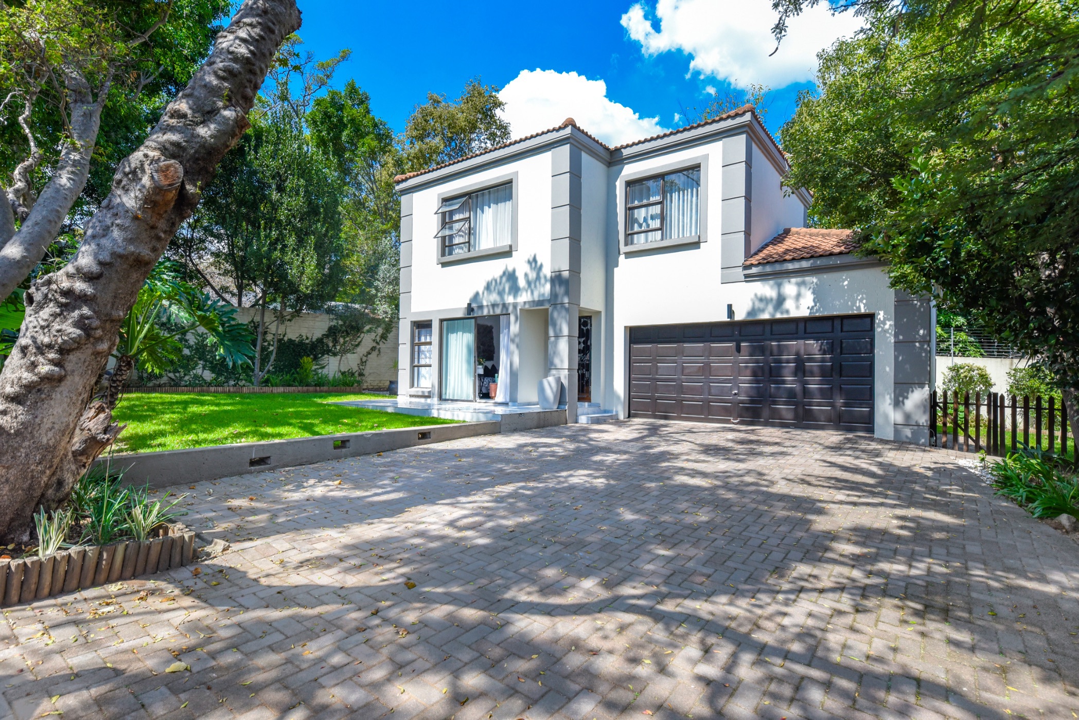 Cluster for sale in Douglasdale - FW1736576