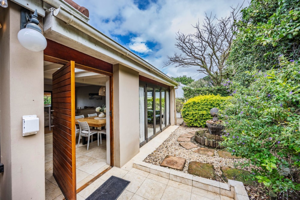 House for sale in Nahoon - 1EZ1736972