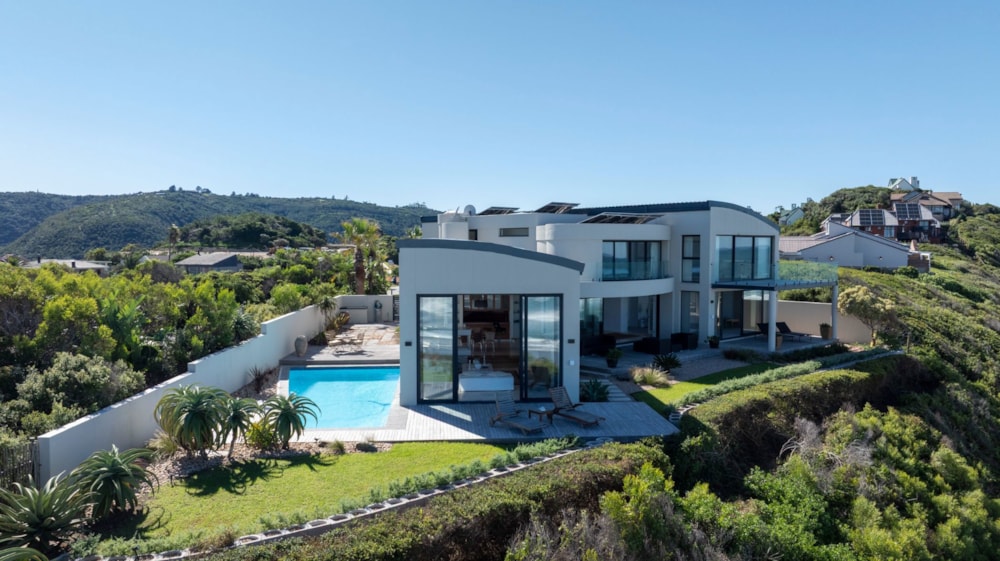 Double-storey house for sale in Wilderness - GEO1740153 Double-storey house for sale in Wilderness - GEO1740153