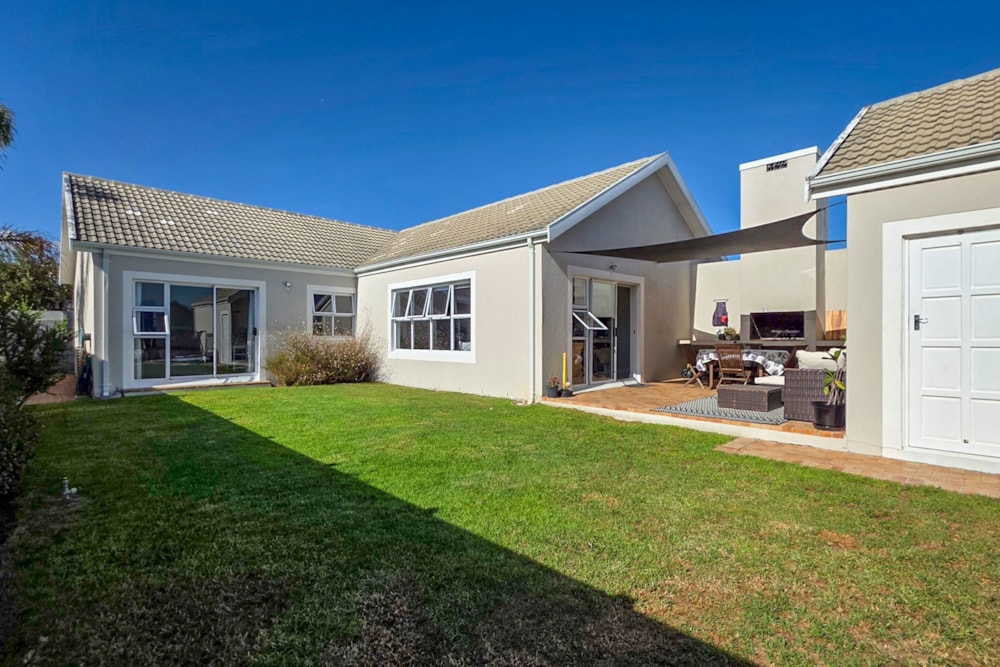 House for sale in Sunningdale, Blouberg - 1TV1736644