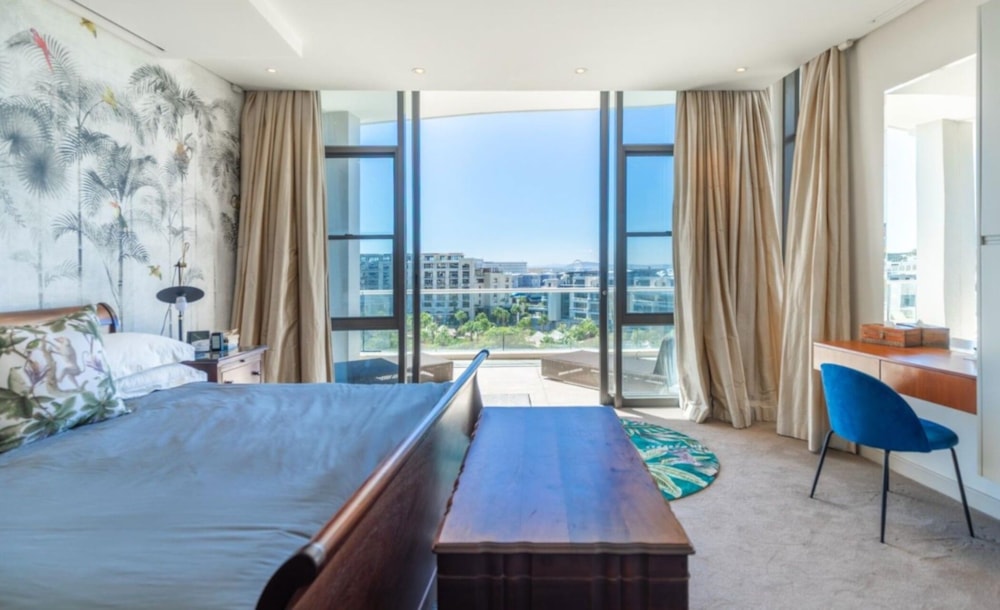 Apartment sold in Waterfront, Cape Town - AS1735946