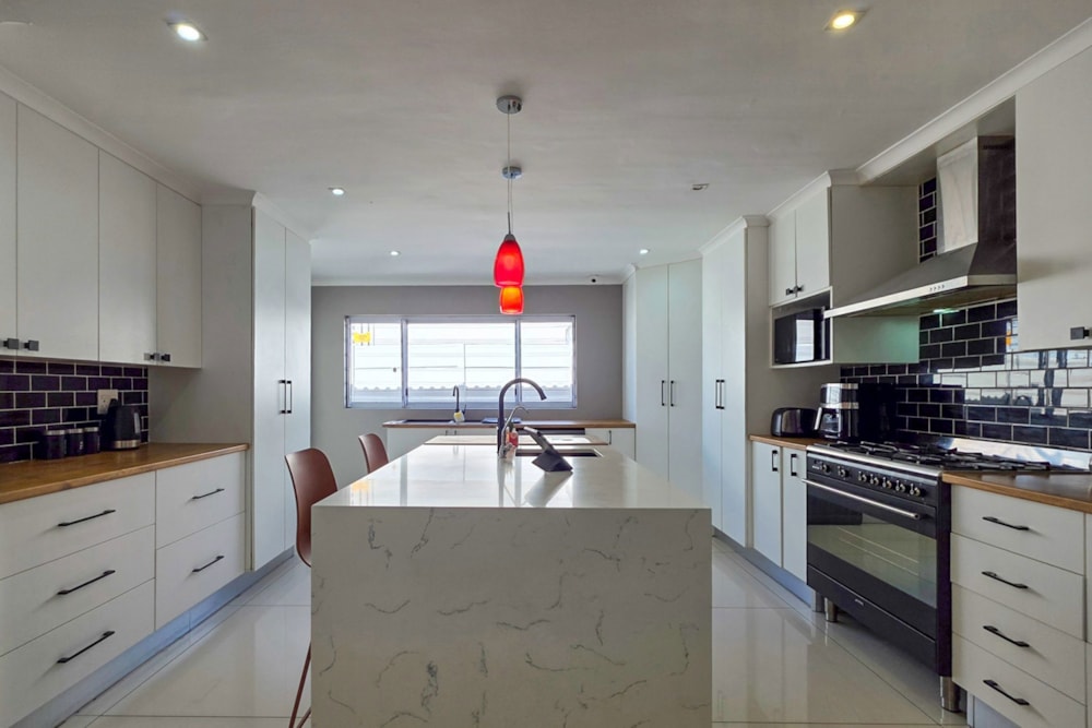 House for sale in West Beach, Blouberg - 1TV1735423