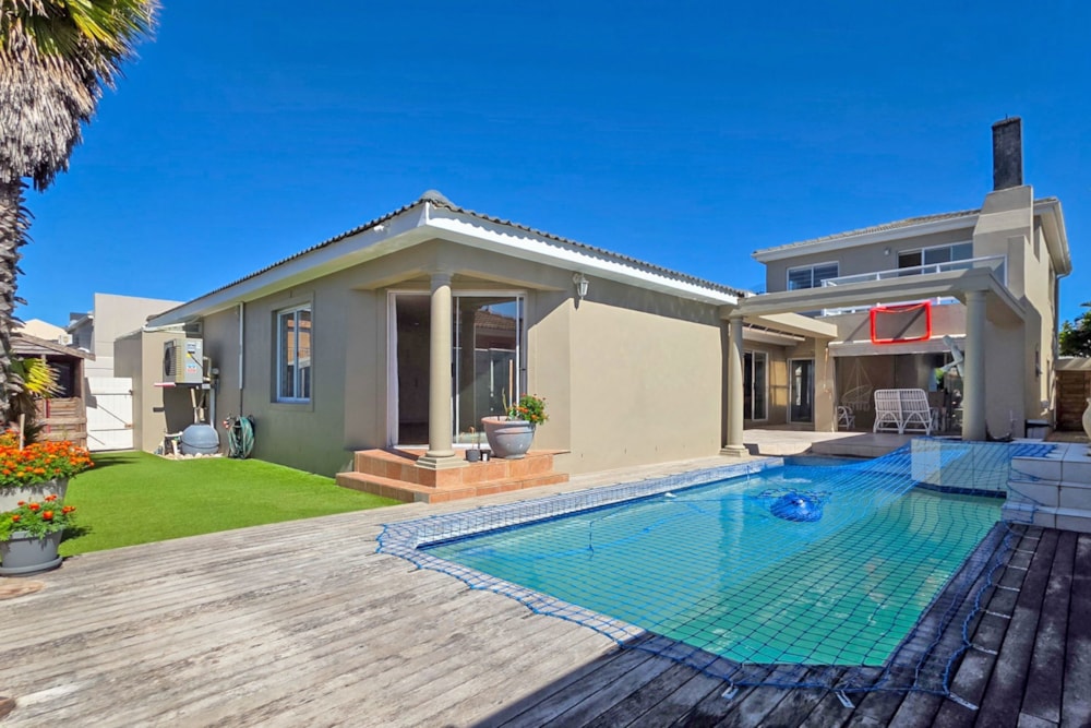 House for sale in West Beach, Blouberg - 1TV1735423