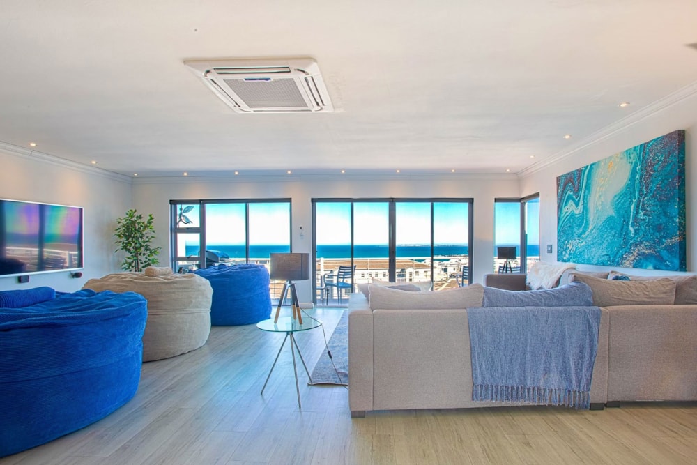 Apartment for sale in Big Bay - 1TV1738393