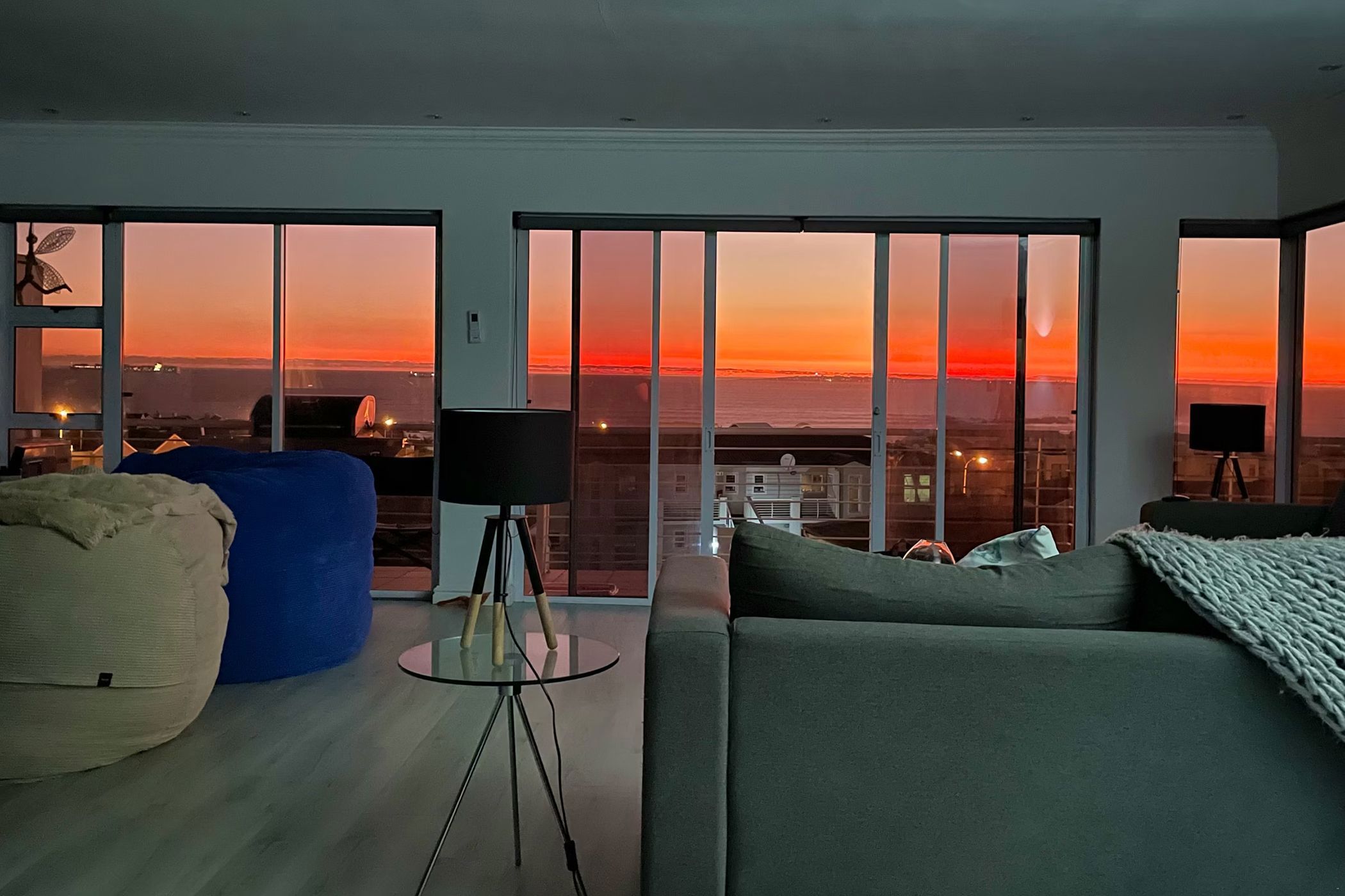 Apartment for sale in Big Bay - 1TV1738393