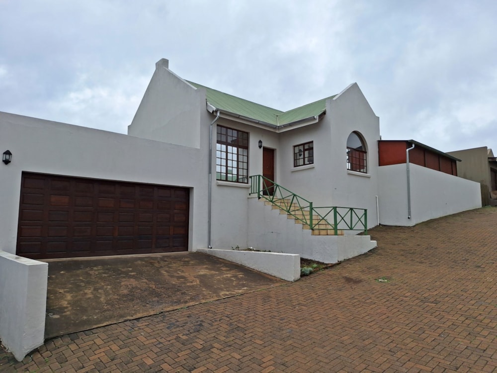 Townhouse for sale in Lydenburg (Mashishing) - 1LY1737603