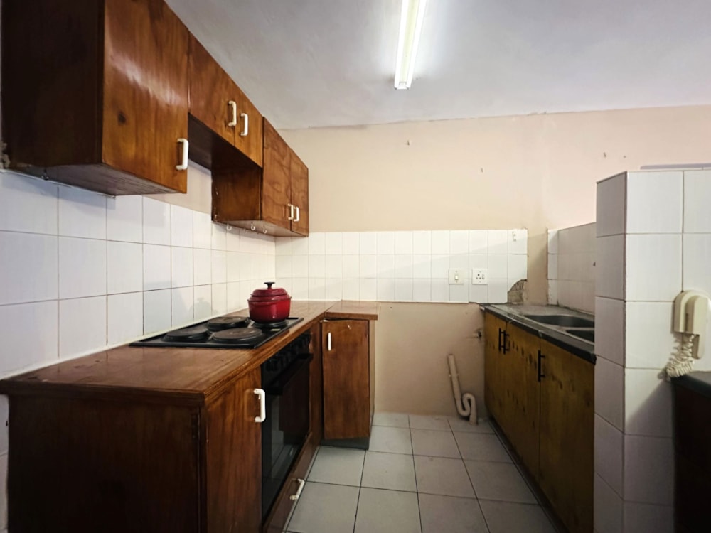 Security complex home to rent in Meer en See - 1RY1737568