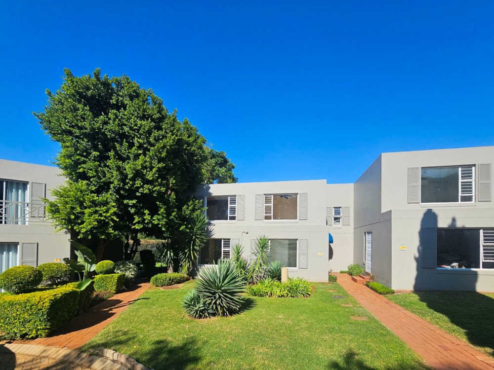 Townhouse for sale in Caribbean Beach - 1HR1737941