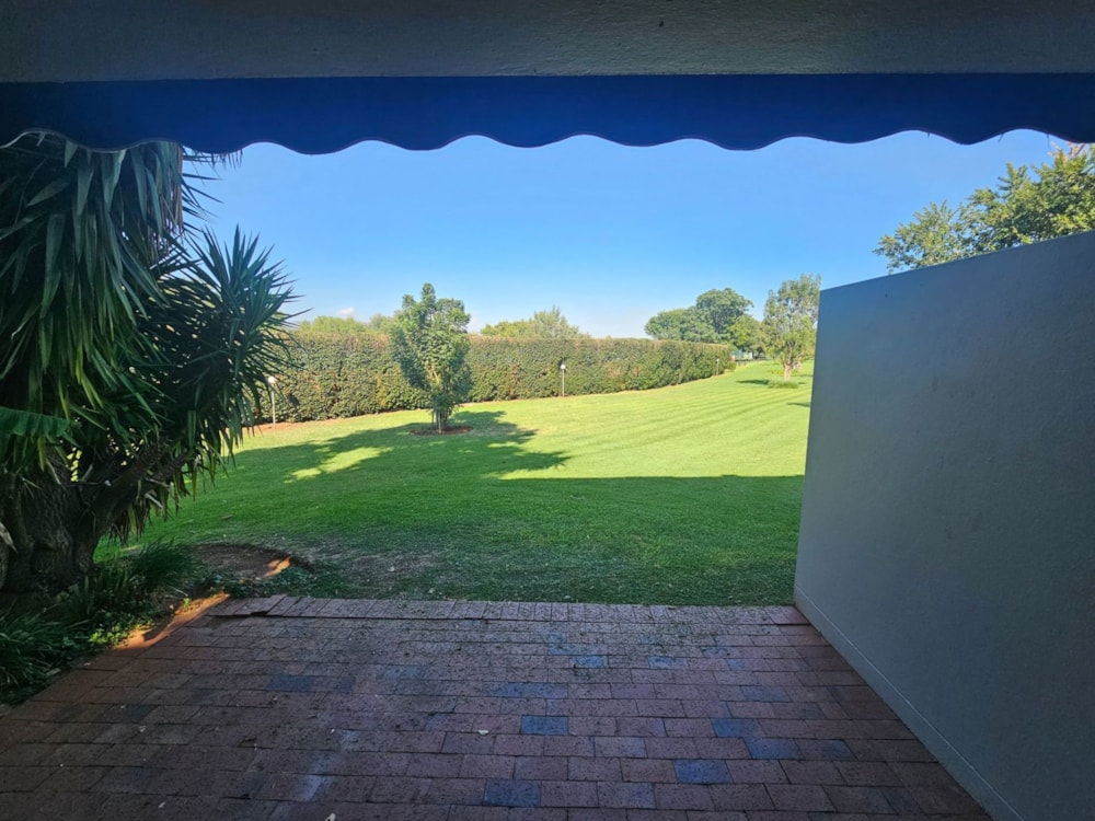 Townhouse for sale in Caribbean Beach - 1HR1737941