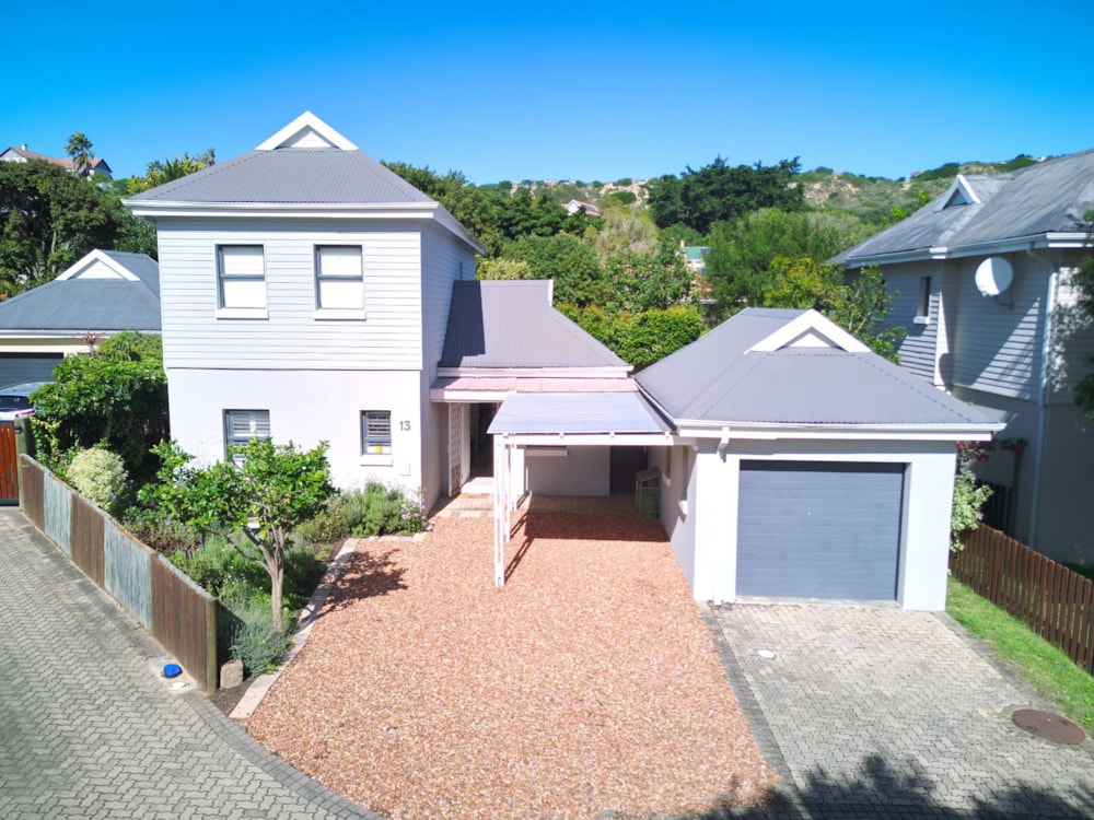 Double-storey house for sale in Meedingsride - 1SH1737346