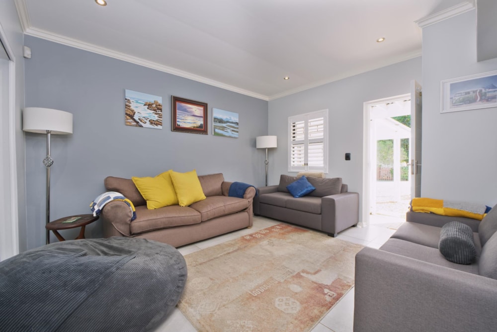 Double-storey house for sale in Meedingsride - 1SH1737346