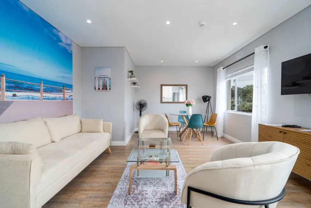 Apartment sold in Mouille Point - AS1735695 Apartment sold in Mouille Point - AS1735695