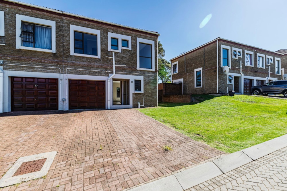 House for sale in Abbotsford, East London - 1EZ1736757