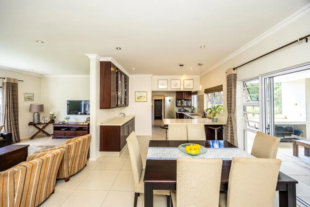 House sold in Beacon Bay - 1EZ1736978 House sold in Beacon Bay - 1EZ1736978