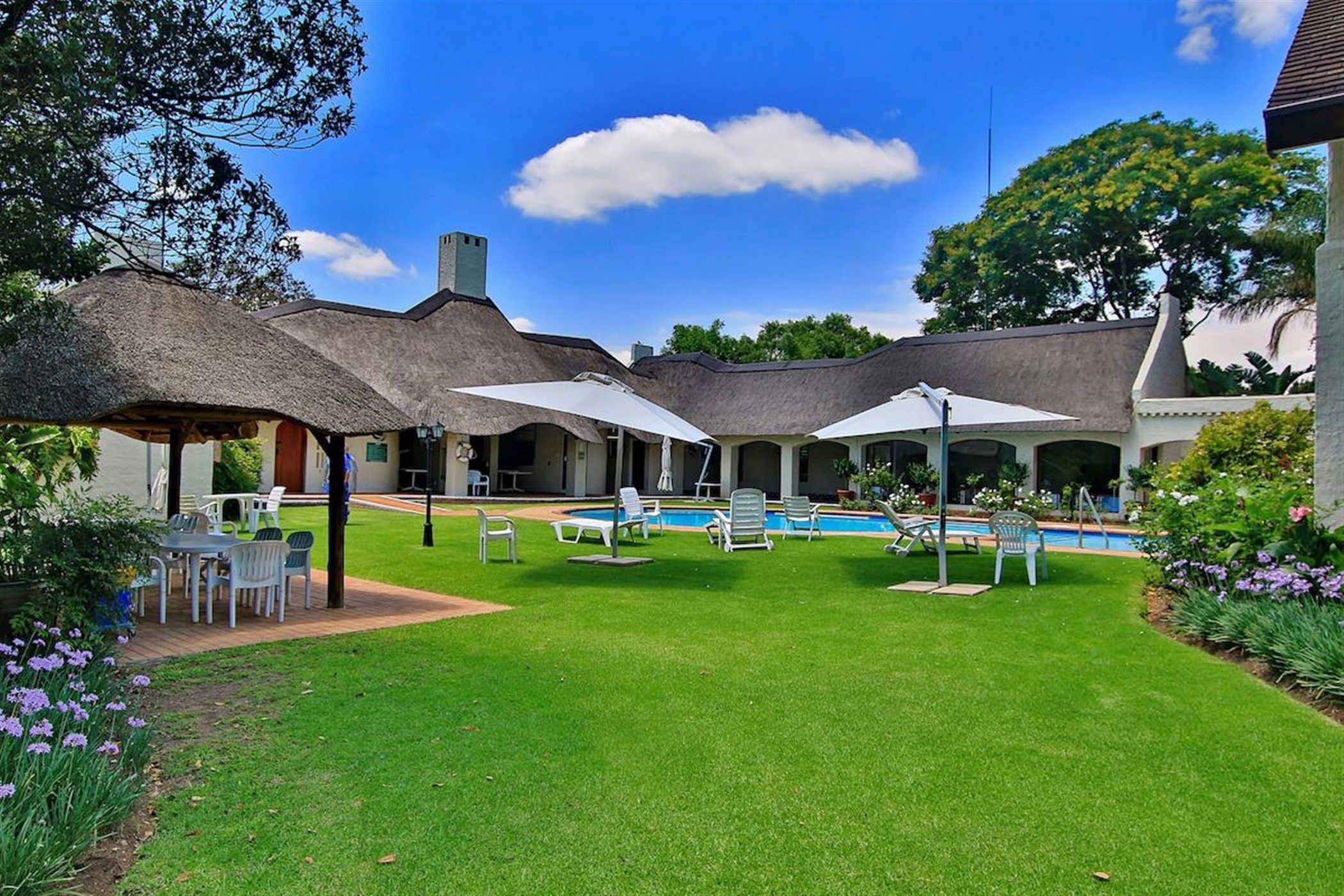 Garden retirement home for sale in Magaliessig - FW1733123