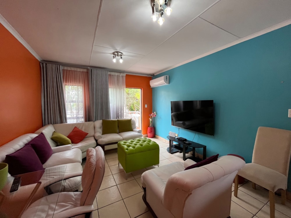 Townhouse to rent in Bendor Park - 1PS1738166