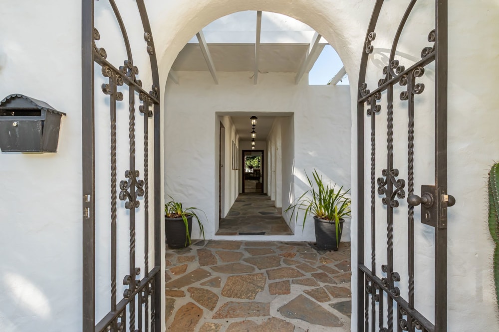 House for sale in Constantia, Cape Town - KW1738215