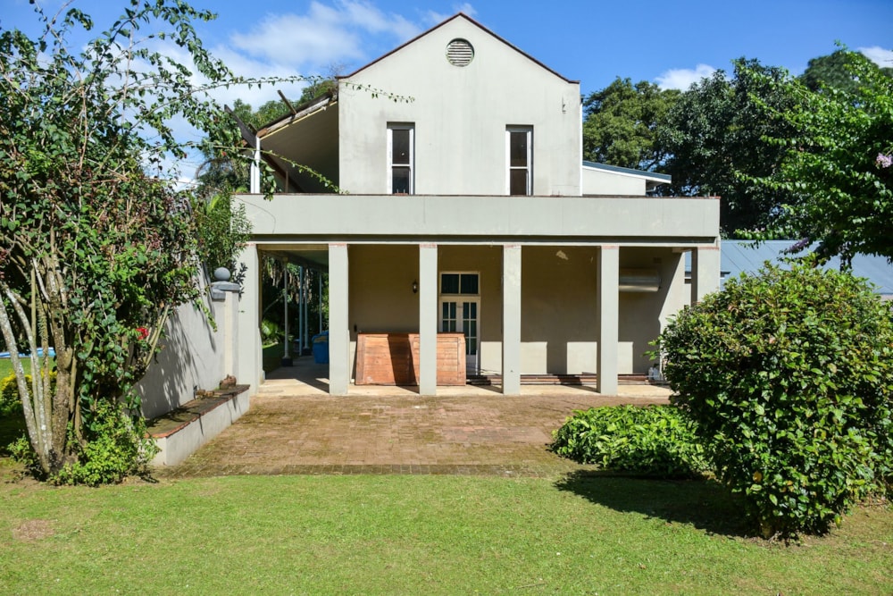 Double-storey house for sale in Prestbury - 1PM1738305