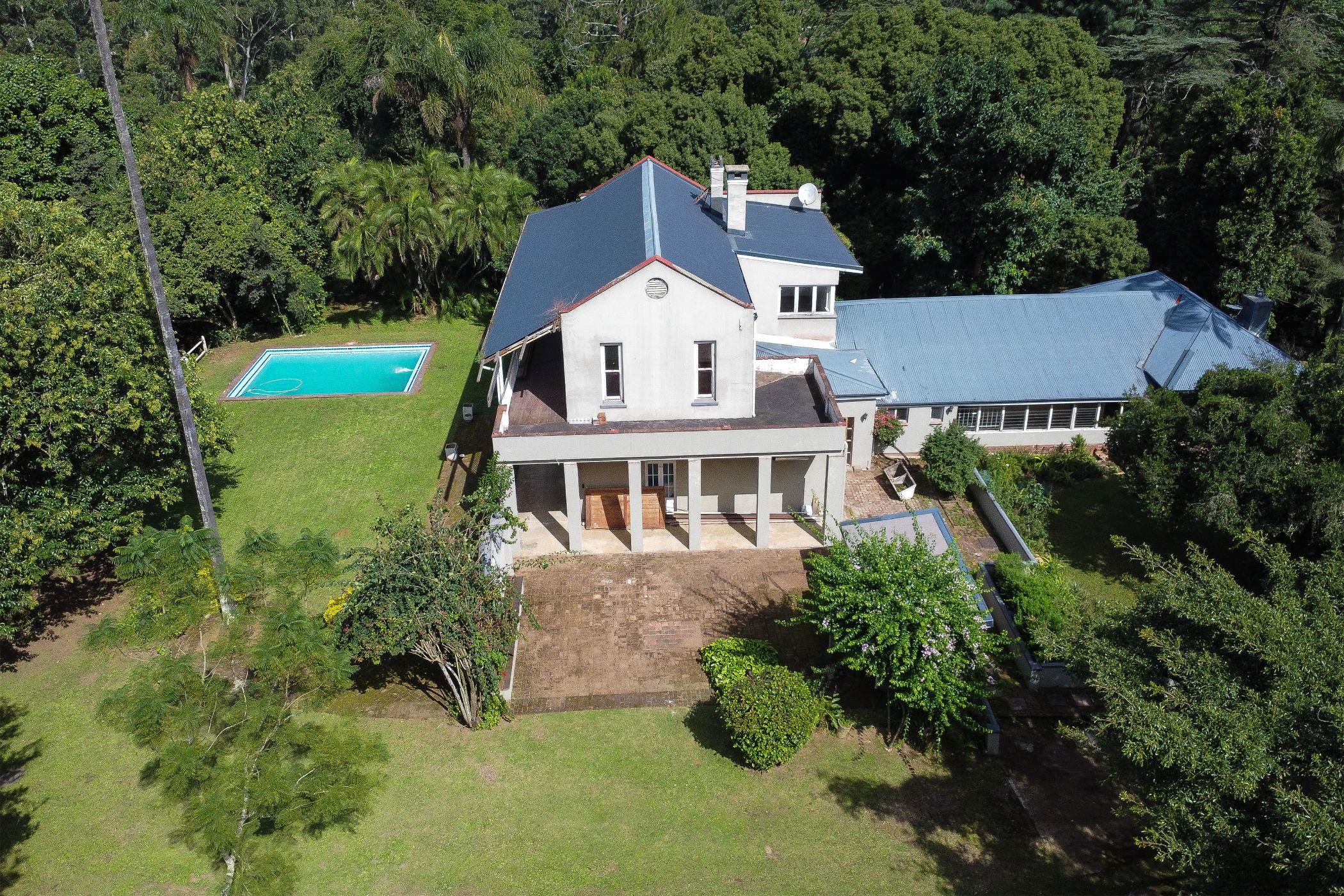 Double-storey house for sale in Prestbury - 1PM1738305