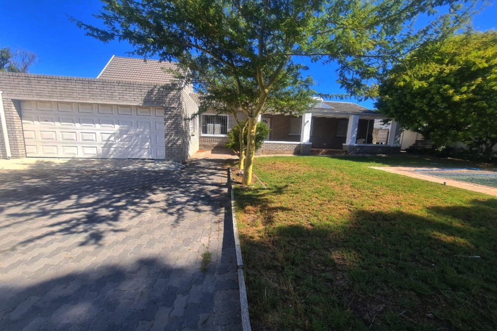 House to rent in Melkbosstrand - 1TV1736455