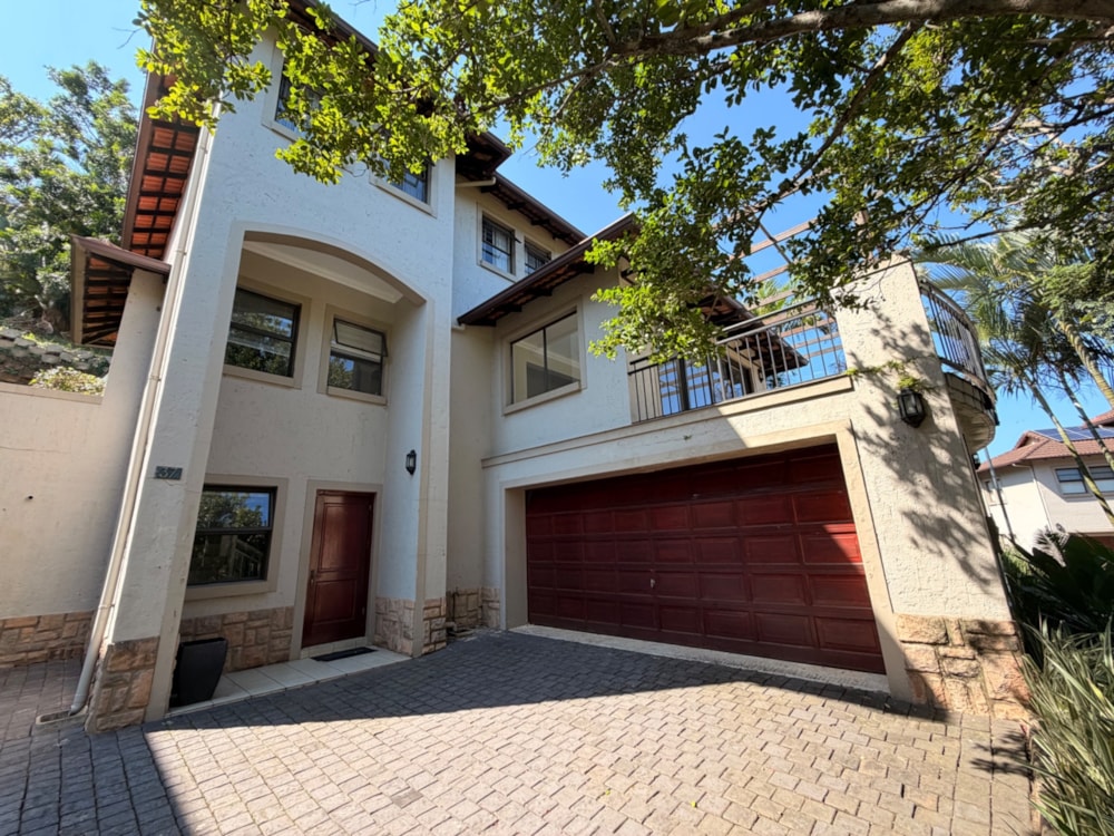 Townhouse for sale in La Lucia - 1ND1736347